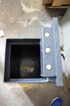 American Security Floor Safe B2200 Showroom Model Safe